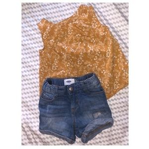 Old Navy mouse and Shorts